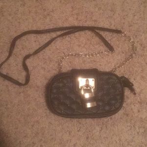 Bebe Chain Strap Shoulder Bag